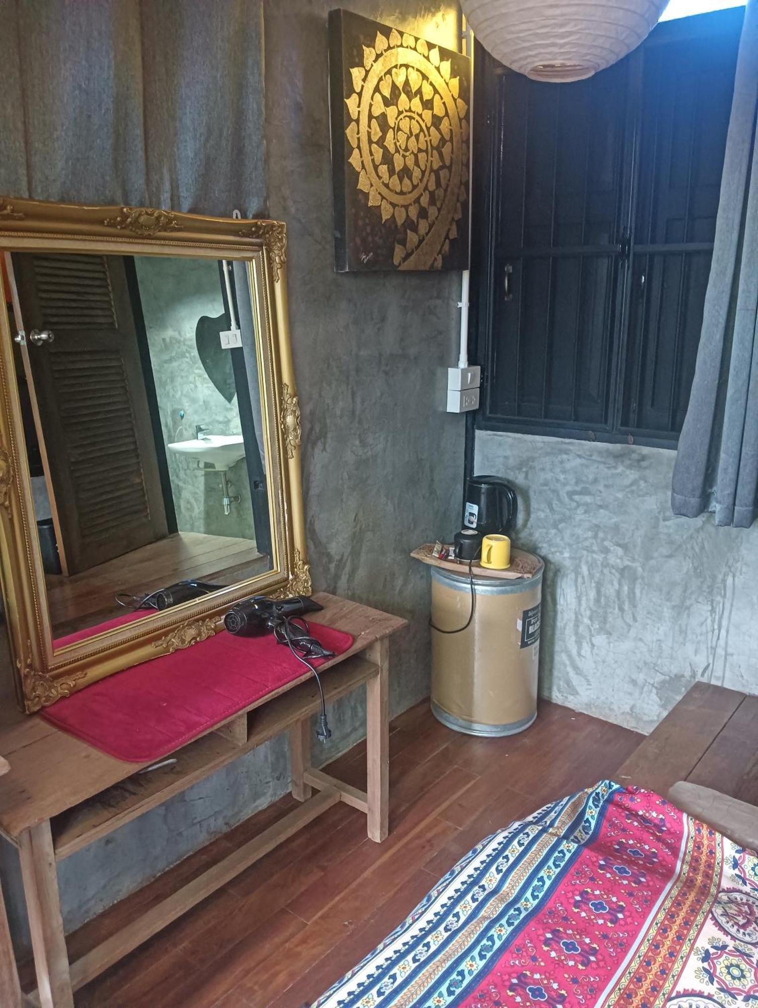 Baan Chiang Mai Hostel ภายนอก รูปภาพ